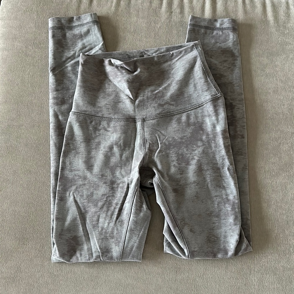Lululemon Wunder Under 25” Leggings - Heather Grey Size 0